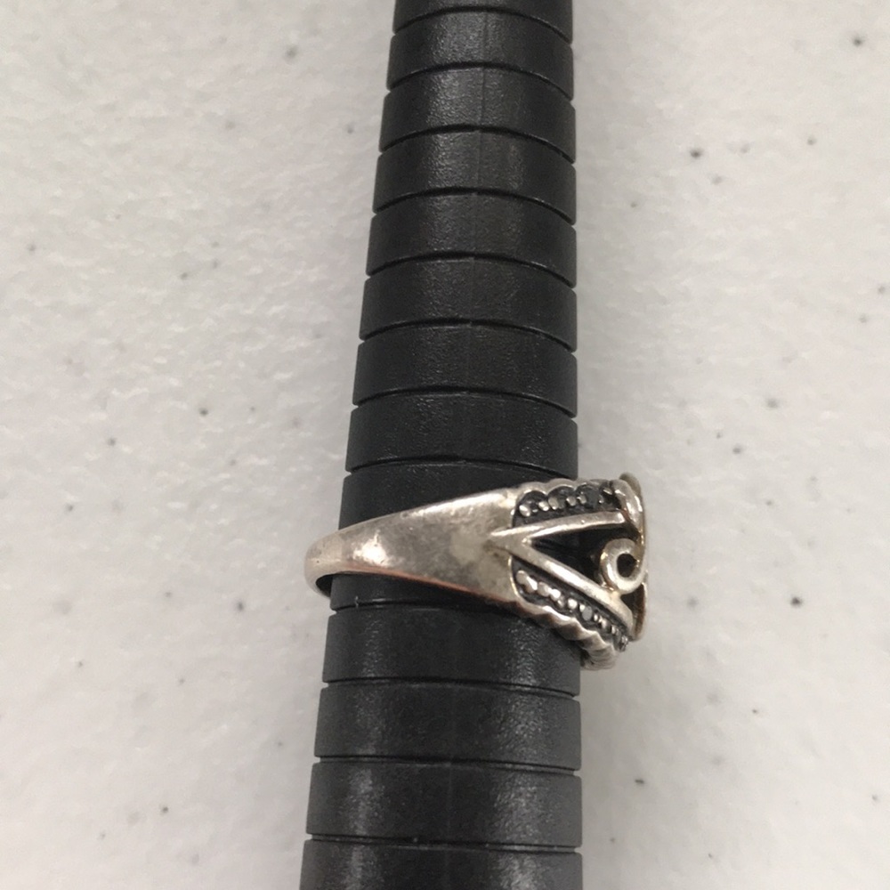 925 Sterling Silver “Love” Ring Logo with Diamond Chip Accents Size 7.75 - Picture 3 of 11